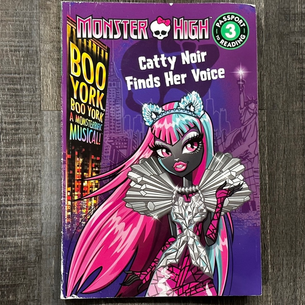 💞 Monster High “Catty Noir Finds Her Voice” Children’s Reading Book